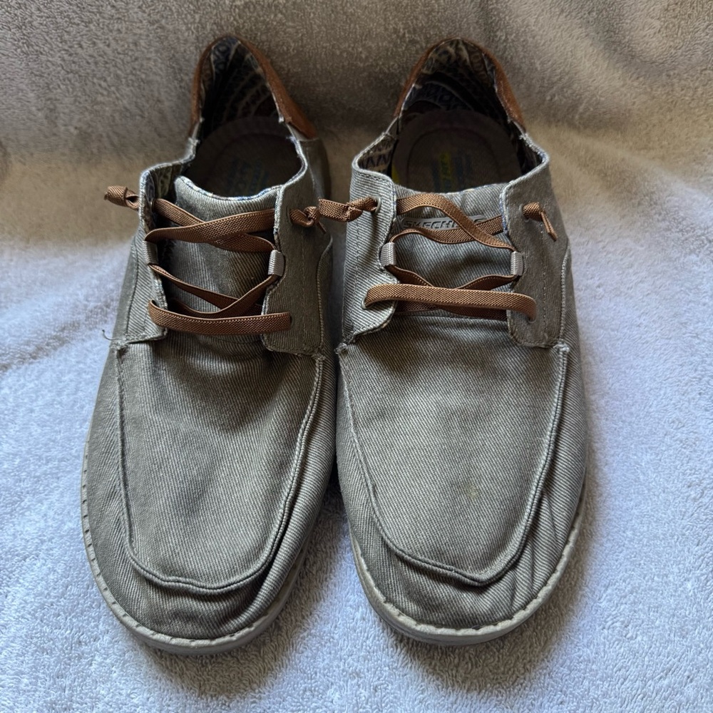 Sketchers Men's Casual Tan Canvas Boat Shoes US size 12